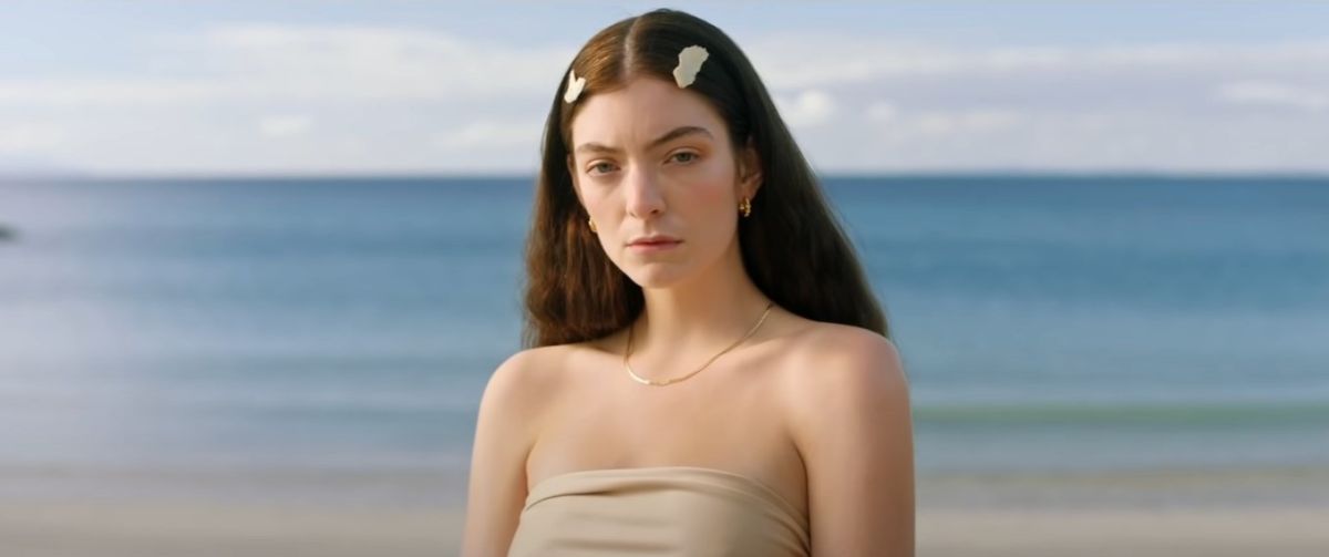Oceanic Feeling: Το νέο ανεβαστικό τραγούδι της Lorde που μας ταξιδεύει