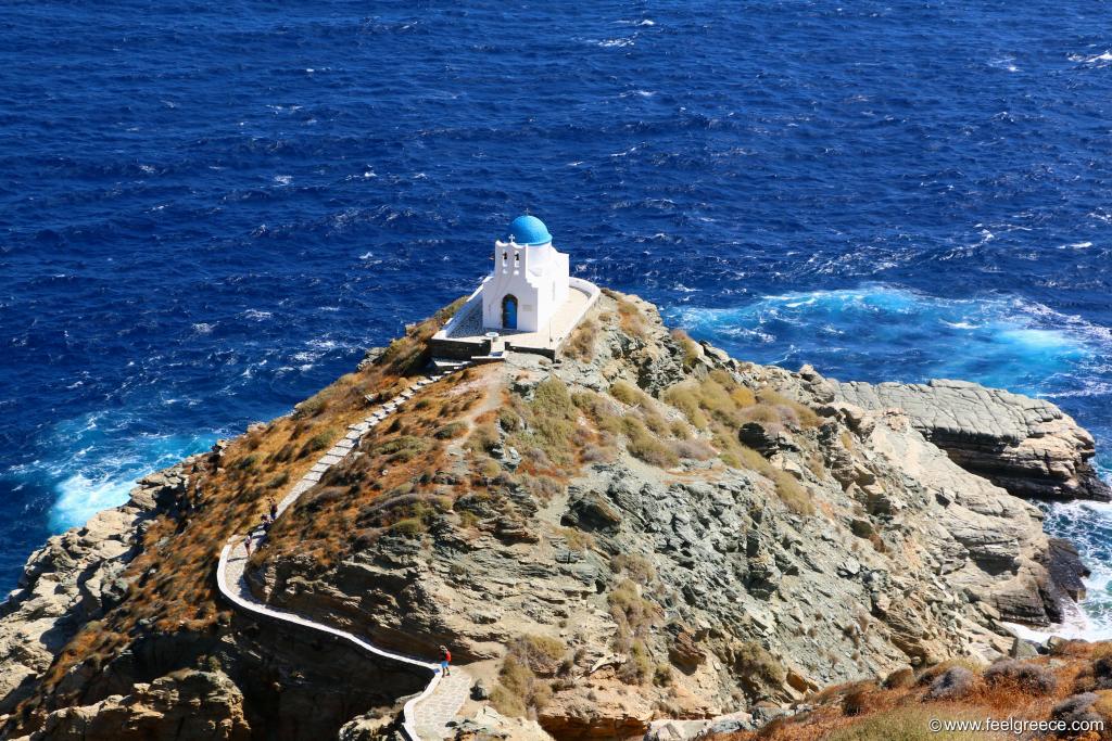 To CNN κάνει αφιέρωμα στη Σίφνo