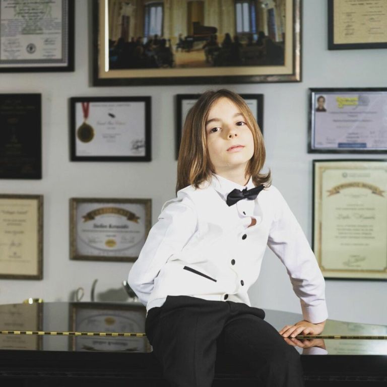 Stelios Kerasidis, Child Prodigy