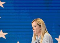 Μελόνι εναντίον Λοράνς Μπουν: Τι πυροδότησε την κόντρα