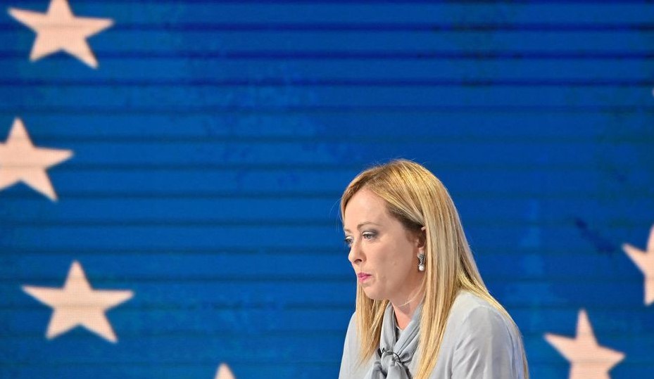 Μελόνι εναντίον Λοράνς Μπουν: Τι πυροδότησε την κόντρα
