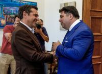 Δείπνο στον Αλέξη Τσίπρα παρέθεσε ο Τζορτζ Τσούνης Δείπνο στον Αλέξη Τσίπρα παρέθεσε ο Τζορτζ Τσούνης