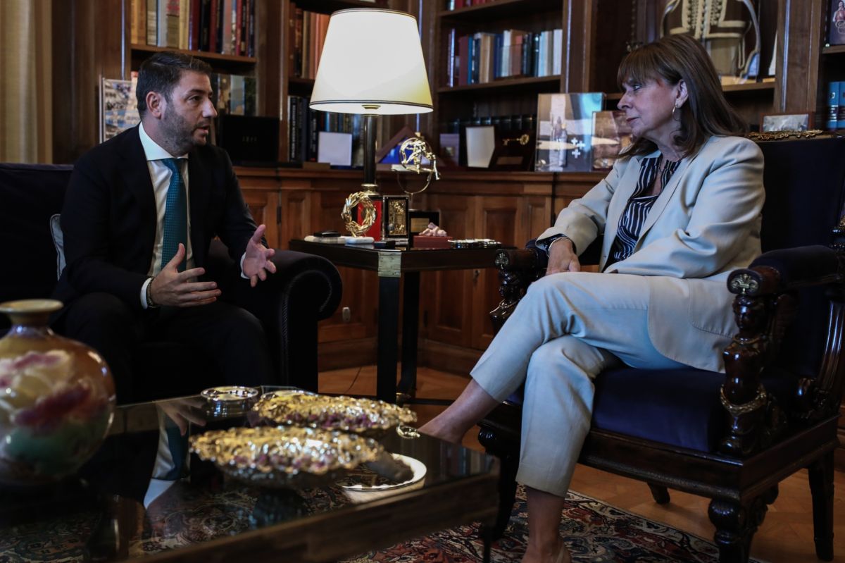 Σακελλαροπούλου σε Ανδρουλάκη: Αρμόδια για τις παρακολουθήσεις είναι η Βουλή, η Εξεταστική και η δικαιοσύνη