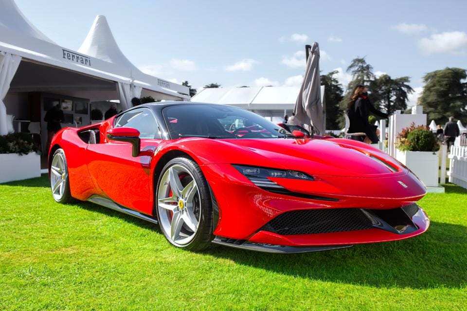 Όλα τα αμάξια της Ferrari που πωλήθηκαν το 2005 ανακαλούνται λόγω βλάβης