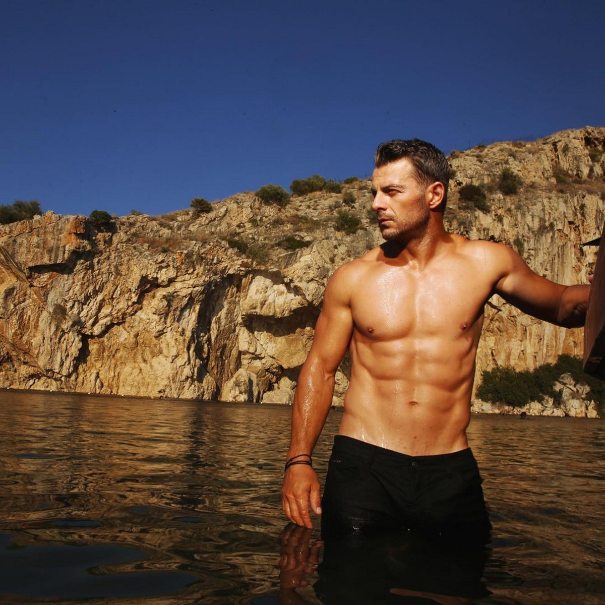 All Star Survivor: Ο Ντάνος απαιτεί ποσό με πολλά μηδενικά για να πει το πολυπόθητο «ναι