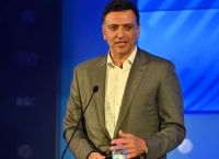 Kikilias: Deal with 11 airlines to increase flights Kikilias: Deal with 11 airlines to increase flights