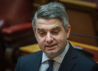 Κωνσταντινόπουλος: Πως η κυβέρνηση αποτυγχάνει να διαχειριστεί τις κρίσεις αλλά κερδίζει τις δημοσκοπήσεις Κωνσταντινόπουλος: Πως η κυβέρνηση αποτυγχάνει να διαχειριστεί τις κρίσεις αλλά κερδίζει τις δημοσκοπήσεις