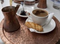 Greeks cut down on coffee shop spending Greeks cut down on coffee shop spending