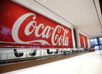 Mr Stavros Mourelatos takes over as new CEO of Coca – Cola Hellas Mr Stavros Mourelatos takes over as new CEO of Coca – Cola Hellas