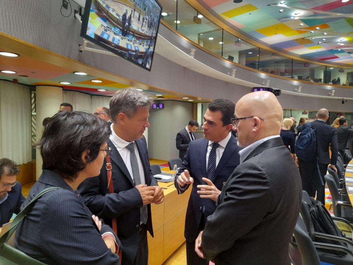 Σκρέκας: Η Ευρώπη δεν θα υποκύψει στον ρωσικό εκβιασμό