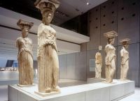 Every Friday until the end of December, the Acropolis Museum is holding a special tour