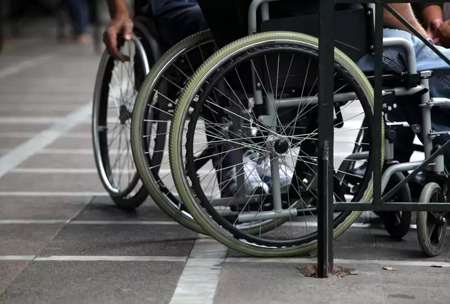 Προσωπικός βοηθός για Άτομα με Αναπηρία: Άνοιξε η πλατφόρμα – Ποιοι κάνουν αίτηση