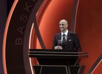 ΝΒΑ: Ο Μανού Τζινόμπιλι στο Hall of Fame του μπάσκετ