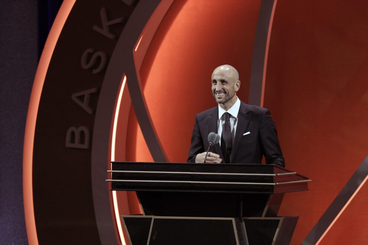 ΝΒΑ: Ο Μανού Τζινόμπιλι στο Hall of Fame του μπάσκετ