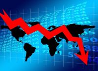 What analysts believe about possible recession in Greece during an election year
