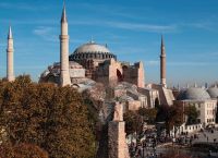 DW/Süddeutsche Zeitung: Σε «θρησκευτικό πανηγύρι» μετέτρεψαν την Αγία Σοφία DW/Süddeutsche Zeitung: Σε «θρησκευτικό πανηγύρι» μετέτρεψαν την Αγία Σοφία