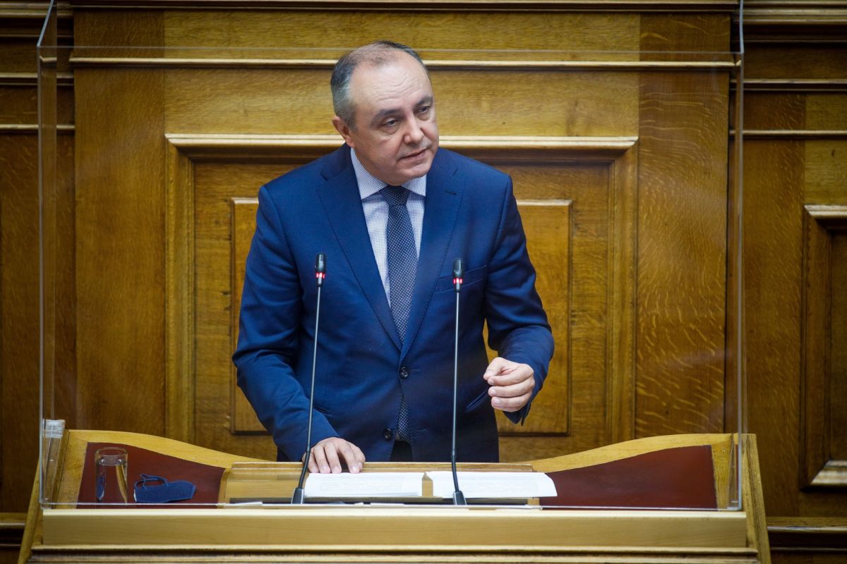 Θεόδωρος Καράογλου: Διαγνώστηκε με καρκίνο του μαστού