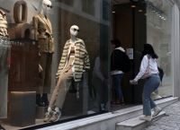 Καταστήματα μειωμένο ωράριο: Δεν εξετάζεται αλλαγή διευκρινίζουν κυβερνητικές πηγές