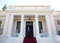 «Πόλεμος» τακτικής και νεύρων «Πόλεμος» τακτικής και νεύρων