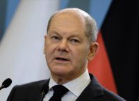 Σολτς για μέτρα στήριξης: «Δικαιολογημένα τα μέτρα, κάνουμε το ίδιο με τις άλλες χώρες» Σολτς για μέτρα στήριξης: «Δικαιολογημένα τα μέτρα, κάνουμε το ίδιο με τις άλλες χώρες»