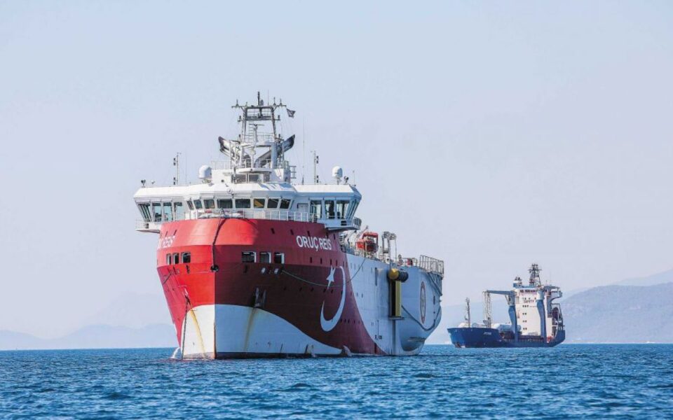 Η Τουρκία βγάζει πάλι το Oruc Reis στην Ανατολική Μεσόγειο