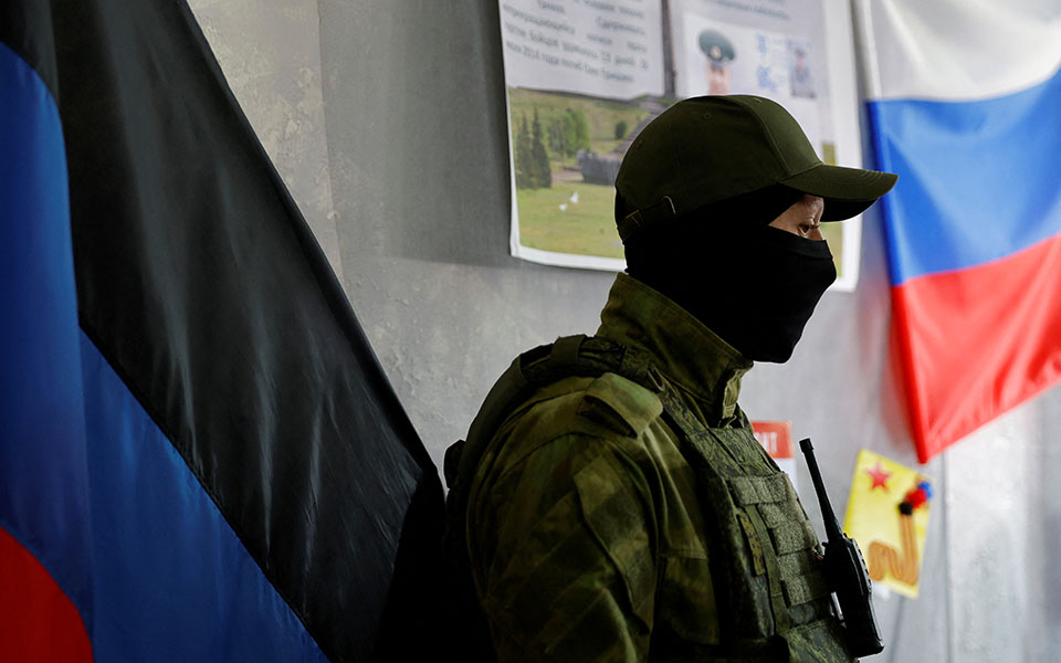 Ουκρανία: Συνεχίζεται το δημοψήφισμα – φαρσοκωμωδία