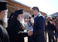 Μητσοτάκης: Θέλουμε η Εκκλησία να μπορεί να εκμεταλλεύεται την ακίνητη περιουσία της