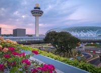 Το αεροδρόμιο Changi της Σιγκαπούρης πρόκειται να γίνει μεγαλύτερο καθώς τα σχέδια για το T5 αλλάζουν Το αεροδρόμιο Changi της Σιγκαπούρης πρόκειται να γίνει μεγαλύτερο καθώς τα σχέδια για το T5 αλλάζουν