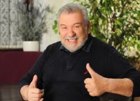 Τάσος Χαλκιάς για Μαλέσκου: «Μίλησα όσο πιο ευγενικά μπορούσα σε αυτήν την κυρία» Τάσος Χαλκιάς για Μαλέσκου: «Μίλησα όσο πιο ευγενικά μπορούσα σε αυτήν την κυρία»