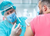 Greece: Online platform opens for booking updated Covid-19 vaccination