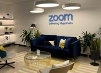 Ναι, το Zoom έχει γραφείο -Δεν είναι μέρος για εργασία Ναι, το Zoom έχει γραφείο -Δεν είναι μέρος για εργασία
