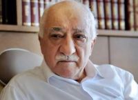 Γκιουλέν κατά Ερντογάν: «Οι Τούρκοι συμπεριφέρονται λες και είναι μεθυσμένοι» Γκιουλέν κατά Ερντογάν: «Οι Τούρκοι συμπεριφέρονται λες και είναι μεθυσμένοι»