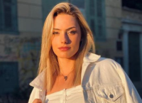 Όλγα Ντάλλα: Το καυτό σκύψιμο που τα αποκάλυψε όλα