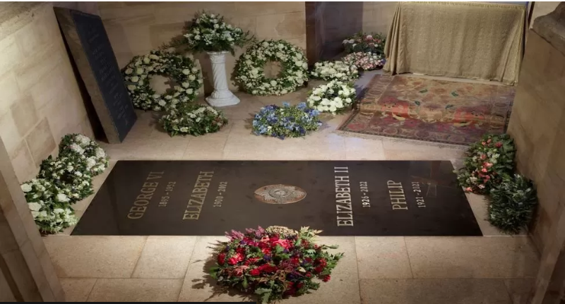 Βρετανία: Στη δημοσιότητα η πρώτη φωτογραφία του τάφου της βασίλισσας Ελισάβετ