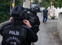 Κωνσταντινούπολη: Δύο αστυνομικοί τραυματίες από επίθεση ενόπλου Κωνσταντινούπολη: Δύο αστυνομικοί τραυματίες από επίθεση ενόπλου