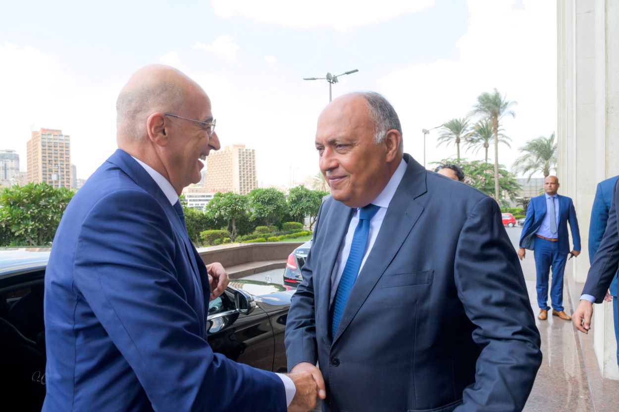 Τηλεφωνική επικοινωνία Δένδια με τον Αιγύπτιο ΥΠΕΞ μετά το διάταγμα Σίσι