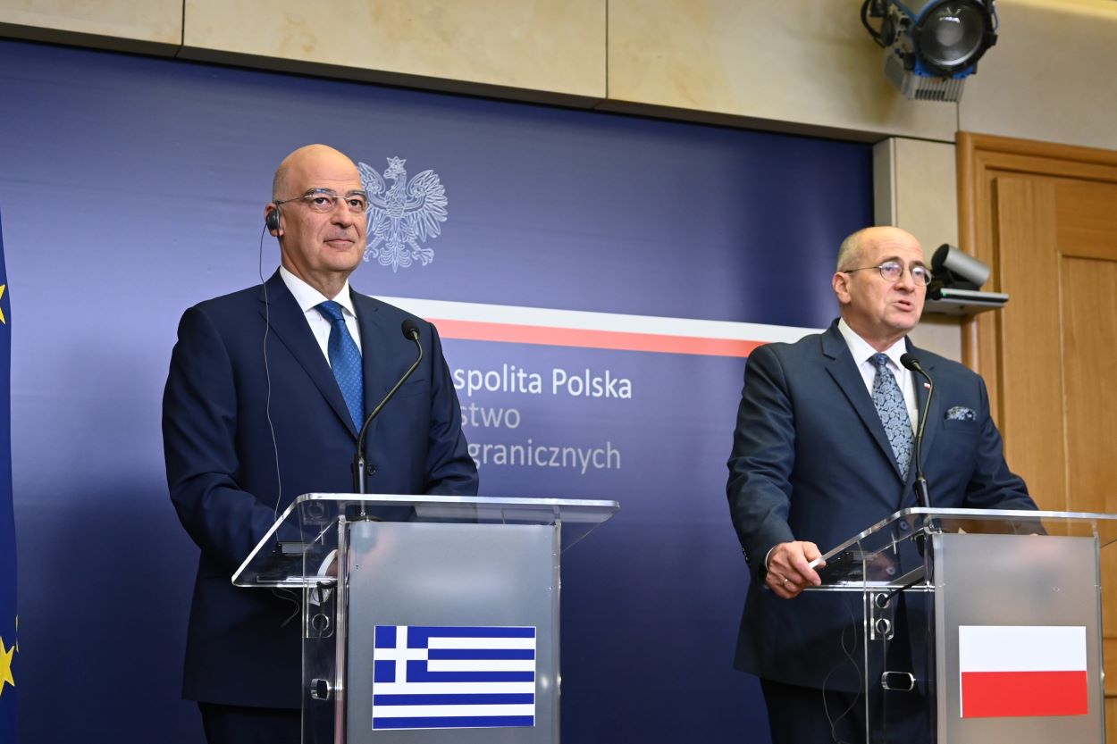 Μήνυμα Δένδια σε Ακάρ: Η Ελλάδα έτοιμη να υπερασπιστεί την κυριαρχία της και τα κυριαρχικά δικαιώματα της