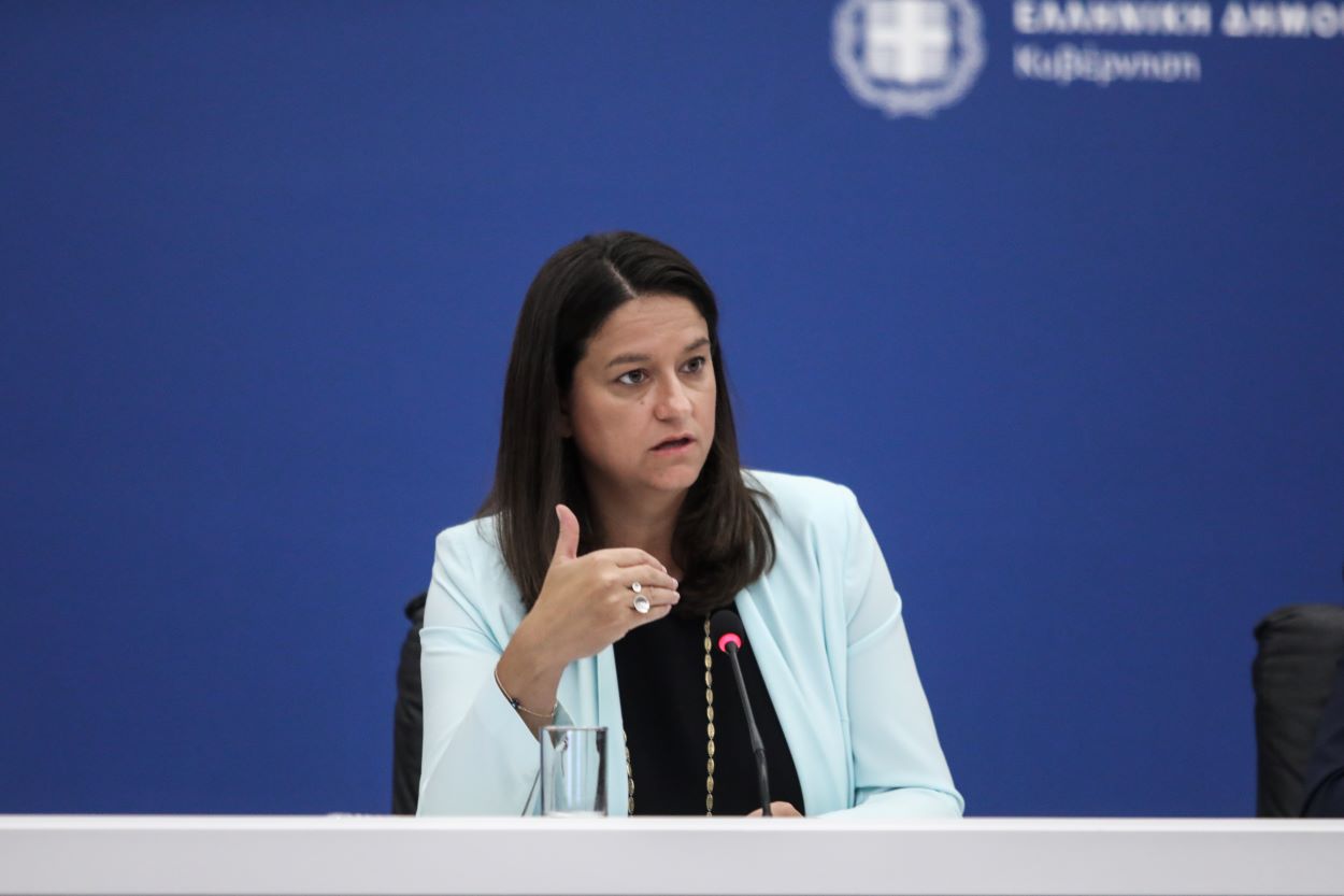 Κεραμέως: Το μήνυμα της υπουργού Παιδείας για την 28η Οκτωβρίου