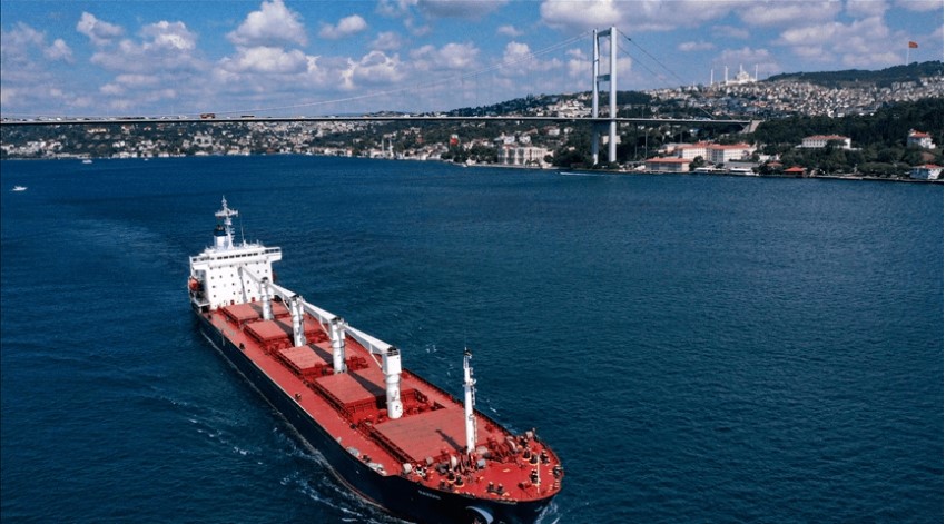 Πώς η Ρωσία χρηματοδοτεί τον πόλεμο με λαθρεμπόριο σιτηρών
