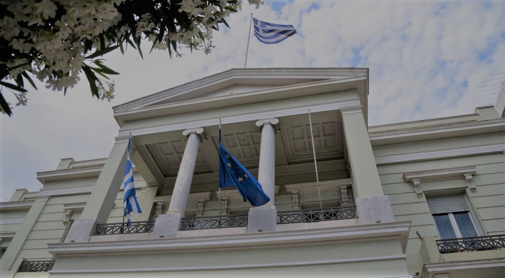 ΥΠΕΞ: Η Ελλάδα στηρίζει την εδαφική ακεραιότητα και ανεξαρτησία της Ουκρανίας