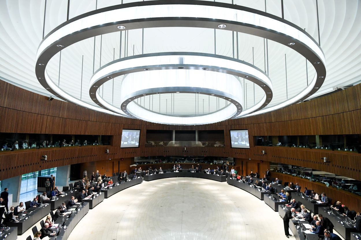 Ενέργεια: Ραντεβού σε ένα μήνα πριν από τα Χριστούγεννα