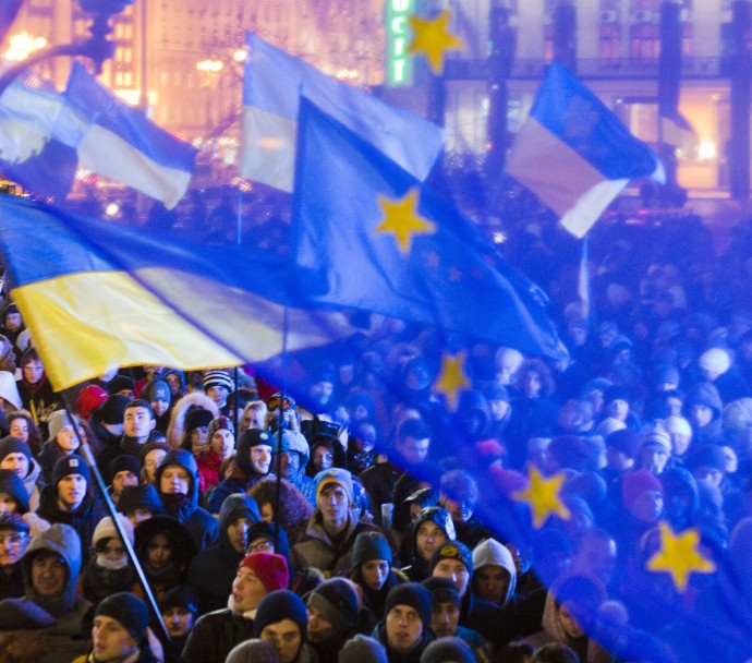 Euobserver: Θα “επιβιώσει” η υποστήριξη των Ευρωπαίων στην Ουκρανία τον χειμώνα;