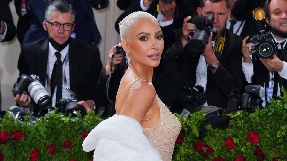 Πρόστιμο 1,26 εκατ στην Kim Kardashian για προώθηση κρυπτονομισμάτων με κρυφή διαφήμιση
