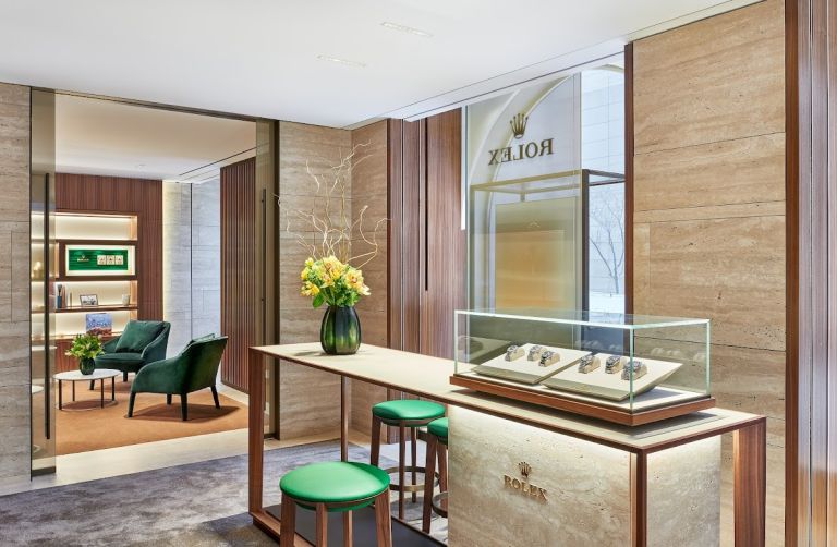 Brilliant performance for luxury brands in Greece