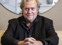 Ο πρώην σύμβουλος του Τραμπ, Στιβ Μπάνον καταδικάστηκε σε φυλάκιση 4 μηνών για μυστικά της χώρας
