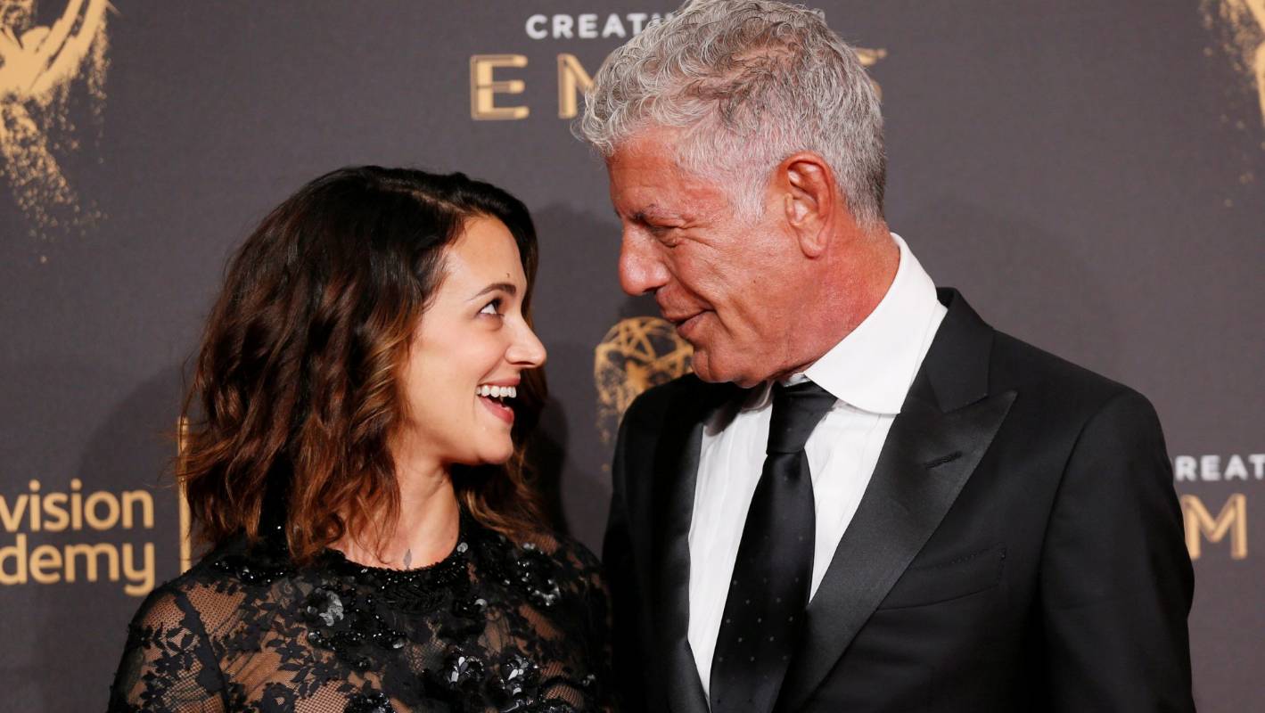 Η Asia Argento αποκαλύπτει τα τελευταία λόγια του Bourdain πριν πεθάνει