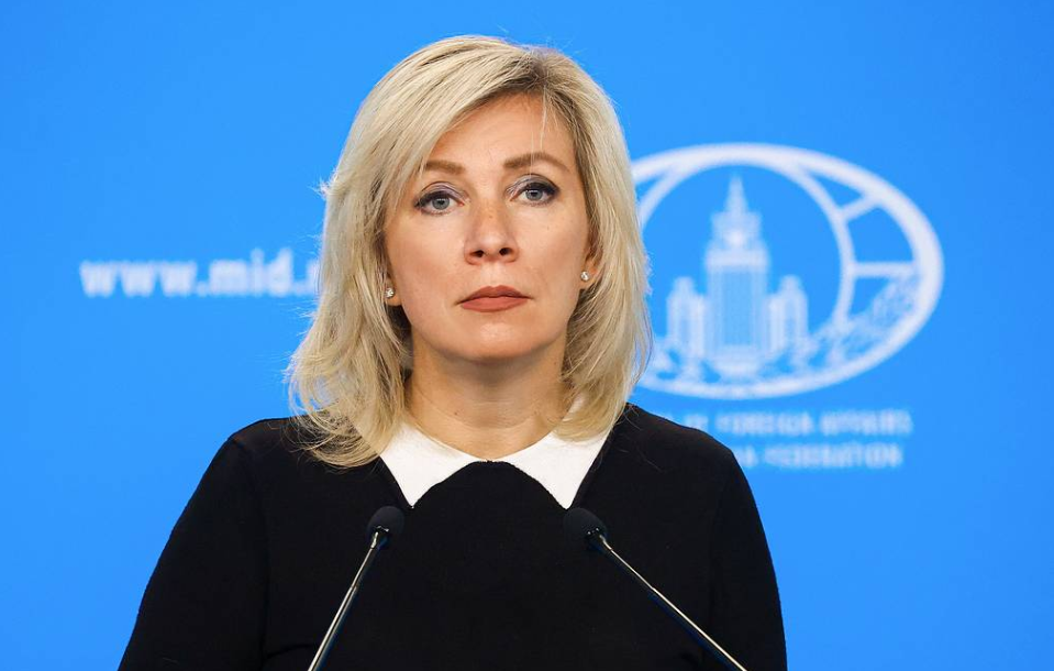 Ζαχάροβα: Οι αμερικανικές εγωιστικές φιλοδοξίες αφήνουν τη Ρωσία εκτός διάσκεψης του ΔΟΑΕ