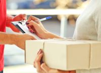 Νέοι κανόνες στο online shopping: Τέλος οι δωρεάν επιστροφές;