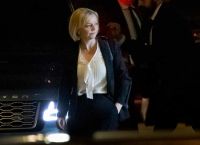 Βρετανικά ΜΜΕ: Θέμα χρόνου η παραίτηση Τρας