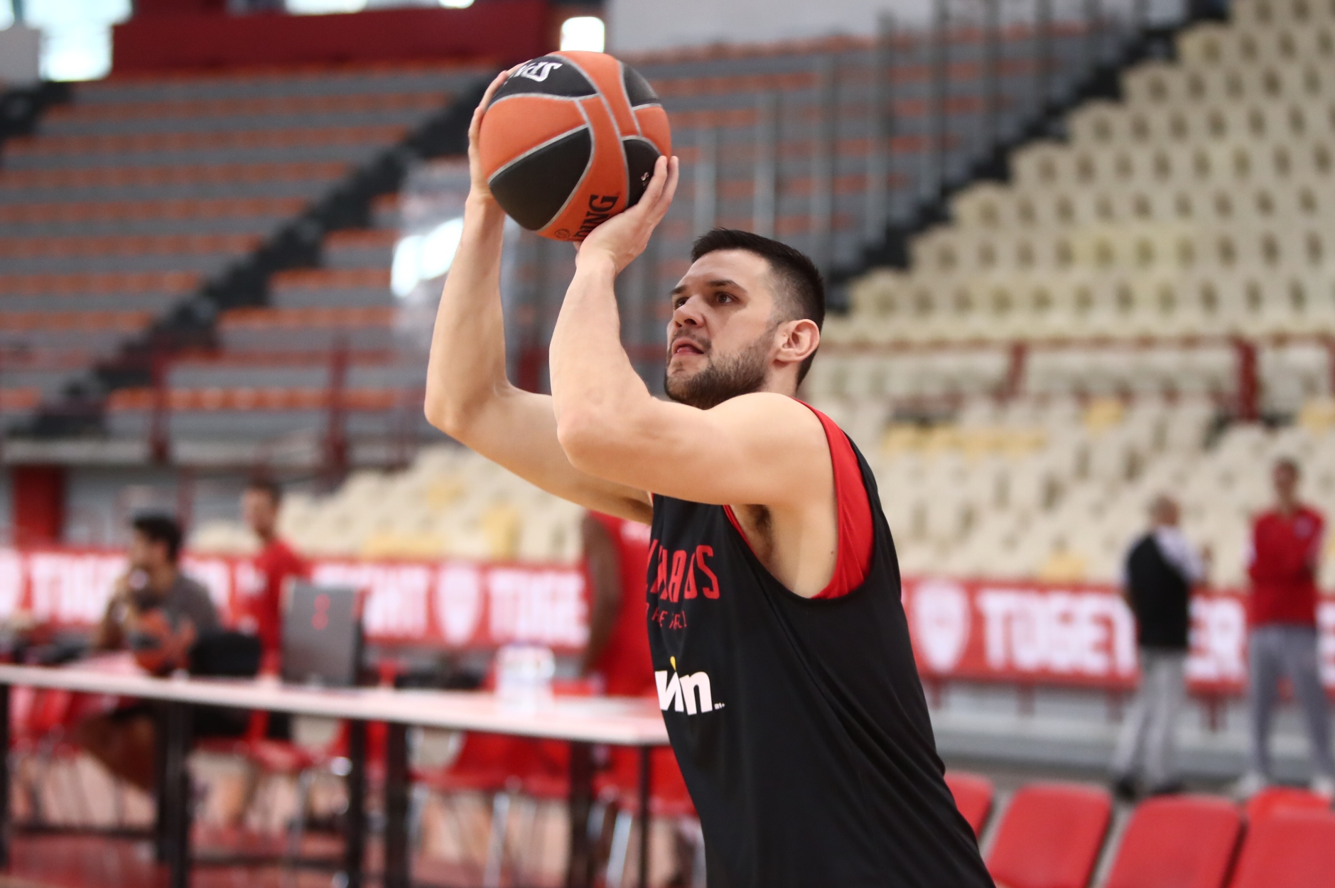 Ολυμπιακός: Στο μυαλό του και το πλάνο των ανανεώσεων